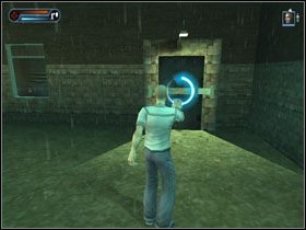 Eliminujemy pobliskiego strażnika (Jayne prawdopodobnie to zobaczy i wiadomo, co to oznacza), po czym przechodzimy na kuckach pod deskami po prawej - [Solucja] Etap 7 | Second Sight - Second Sight - poradnik do gry