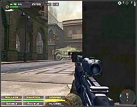 Po odparciu szturmu, wyjdź z budynku i skieruj się w prawo, dzięki czemu dostaniesz się do żelaznej kraty, przez którą przejdź - Misja 13 | Close Combat First to Fight - Close Combat: First to Fight - poradnik do gry