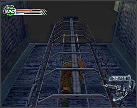 Wejdź na balkon z lewej i przejdź do pomieszczenia - Unfinished Business (2) | Misja 3 | Psi-Ops The Mindgate Conspiracy - Psi-Ops: The Mindgate Conspiracy - poradnik do gry