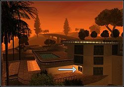 Jedź na obrzeża miasta do Mulhollandu, gdzie na wzgórzu stoi ogromna biała willa Madd Dogga - GTA San Andreas: OG Loc (OG) - Los Santos, solucja, opis przejścia - GTA San Andreas - poradnik do gry