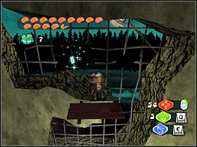 14. Idąc dalej do góry będziesz się wspinał po lekko dziurawych kratach. W jednej z dziur znajdziesz kartę. - Upper Floors (Asylum) (1) | Lokalizacje przedmiotów | Psychonauts - Psychonauts - poradnik do gry