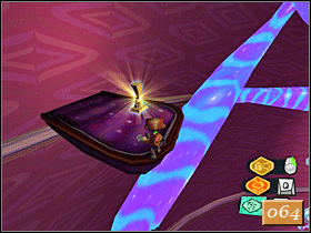 W ostatnim pomieszczeniu, które kryje się za krótkim korytarzem, odnajdziesz pozostałe fikcje i ostatnią pajęczynę - Millas Dance Party (2) | Solucja | Psychonauts - Psychonauts - poradnik do gry