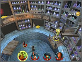 Rozwalamy Osłem szklany obiekt i dostajemy się na ten poziom Shrekiem - [Solucja] Etap 7 - Wróżka Chrzestna cz.2 | Shrek 2 Team Action - Shrek 2: Team Action - poradnik do gry