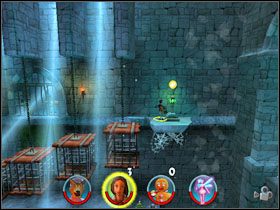 Jednym bohaterem stajemy na guziku przy celi, którą chcemy podnieść do góry, a innym skaczemy po platformie blisko ekranu, by to zrobić - [Solucja] Etap 8 - Ucieczka z więzienia cz.4 | Shrek 2 Team Action - Shrek 2: Team Action - poradnik do gry