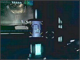 Za pierwszymi drzwiami wyeliminuj trzech oponentów - Etap 17 | Solucja | Area 51 - Area 51 - poradnik do gry