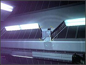 W pierwszym pomieszczeniu [01] możesz użyć dwa komputery LS , by wysunąć sobie kapsuły z apteczkami - Etap 18 | Solucja | Area 51 - Area 51 - poradnik do gry