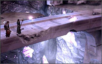 Dalej droga prowadzi przez most zwodzony - 2. Descent into Gemspark Mine | Poziomy | Forgotten Realms Demon Stone - Forgotten Realms: Demon Stone - poradnik do gry