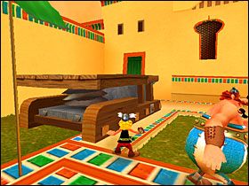 Odpalamy od niej pochodnię i podpalamy beczkę stojącą obok sterty kamieni, a kolejno korzystamy z katapulty - Etap 6 | Egipt | Asterix & Obelix XXL - Asterix & Obelix XXL - poradnik do gry