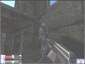 Przeszukaj skrzynki pomiędzy dwoma magazynami naprzeciwko tego, w którym zaczynałeś grę - [06] Broken Lanterns Street cz.1 w Hellforces - Hellforces - poradnik do gry