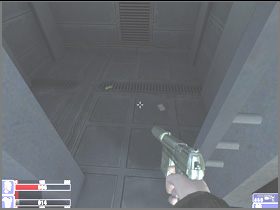 Wejdź do pierwszych od lewej drzwi (patrząc na te, z których wyszedłeś, prawe są zabezpieczone czytnikiem kart) - [08] Door to a different world cz.2 w Hellforces - Hellforces - poradnik do gry