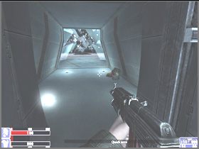 Za fotelem są ukryte drzwi, widać je na lewym obrazku - [08] Door to a different world cz.3 w Hellforces - Hellforces - poradnik do gry