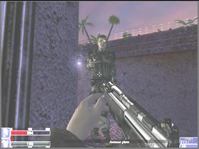 Obejdź pierwsze piętro - zabij strażnika w korytarzu (lewy obrazek) oraz ostatniego, który jest na dachu, z tyłu budynku (prawy obrazek) - [21] Guarded territory cz.1 | Hellforces - Hellforces - poradnik do gry