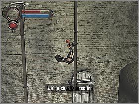 Po dotarciu na górę obróć kamerę, tak aby móc dostrzec znajdujący się kawałek dalej drążek - [2] Mansion - Courtyard cz.2 | BloodRayne 2 - BloodRayne 2 - poradnik do gry