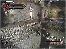 Podbiegnij do Zerenzkiego i zacznij okładać go kopniakami (screen 1) - [5] Mansion - Zerenzki | BloodRayne 2 - BloodRayne 2 - poradnik do gry