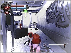 Po dotarciu do większego korytarza (screen 1) zatrzymaj się na chwilę i dokładnie rozejrzyj po okolicy - [8] Union Station - Abandoned Train Bay cz.2 | BloodRayne 2 - BloodRayne 2 - poradnik do gry