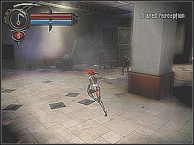 Aby otworzyć przejście prowadzące do dalszych pomieszczeń kompleksu będziesz musiał zepchnąć pojawiających się w okolicy przeciwników na znajdujące po obu stronach bramy puszki pod napięciem (screeny 1 i 2) - [9] Union Station - Shopping Plaza cz.1 | BloodRayne 2 - BloodRayne 2 - poradnik do gry