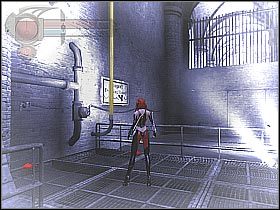 Po dotarciu na górę przeskocz na sąsiednią rurkę (screen 1) a z niej na znajdujący się kawałek dalej drążek - [11] The Sewers - Access Tunnels cz.1 | BloodRayne 2 - BloodRayne 2 - poradnik do gry