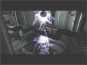 Z odnalezieniem sąsiedniej konsoli nie będziesz miał większych problemów, znajduje się ona bowiem na tym samym piętrze (screen 1) - [14] Wetworks - Electrification Silos cz.3 | BloodRayne 2 - BloodRayne 2 - poradnik do gry