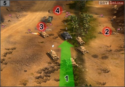 Jedź czołgami tak, jak pokazuje to strzałka w [1] - Misja 2 - Mersa Brega (3) | Państwa Osi w Codename Panzers - Faza Druga - Codename: Panzers - Faza Druga - poradnik do gry