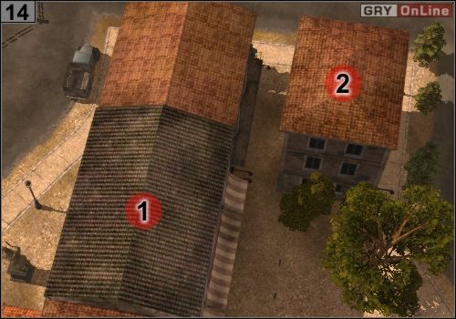 Zanim jednak podejdziesz do składu, zbombarduj budynek w [1] nalotem dywanowym, ponieważ są tam snajperzy - Misja 8 - Anzio-Cisterna (5) | Alianci w Codename Panzers - Faza Druga - Codename: Panzers - Faza Druga - poradnik do gry