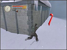 Teraz biegniemy w kierunku linowej drabinki, lecz na nią nie wchodzimy. Za to obiegamy budynek dookoła. - [Solucja] SIEGFRIED FOREST cz.3 - II Wojna Światowa: Pilot Down - Na Tyłach Wroga - poradnik do gry