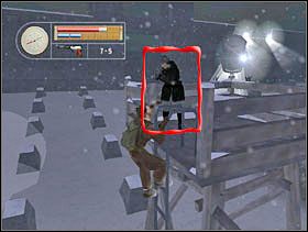 Jeśli strażnik na niej stoi przodem do nas natychmiast wyciągamy pistolet i go likwidujemy, jeśli natomiast stoi tyłem podchodzimy do niego i go dusimy. Na górze kucamy, dzięki czemu nie dolatują do nas kule. - [Solucja] SIEGFRIED LINE cz.7 - II Wojna Światowa: Pilot Down - Na Tyłach Wroga - poradnik do gry