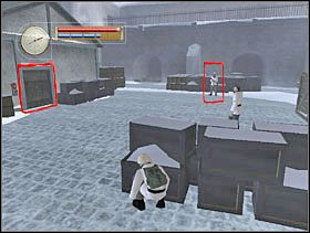 Na końcu schodzimy po drabinie, podchodzimy do końca rzędu skrzynek i kucamy. Czekamy do momentu gdy sierżant odwróci się do nas plecami i podejdzie do szeregowca, wtedy wstajemy i idziemy spokojnie do zaznaczonych drzwi. - [Solucja] OCCUPIED FORT cz.4 - II Wojna Światowa: Pilot Down - Na Tyłach Wroga - poradnik do gry