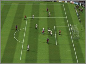 4 - Akcje skrzydłami i dośrodkowania | Jak grać FIFA 06 - FIFA 06 - poradnik do gry