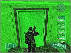 Skorzystaj z niewielkich schodów prowadzących na dół, a następnie otwórz kolejne drzwi - Misja 11 - Escape And Evade cz.3 | Conflict Global Storm - Conflict: Global Storm - poradnik do gry