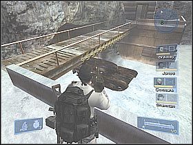 Zbierz całą drużynę przy wejściu do bazy i zacznij atakować gostków, którzy po chwili powinni tu przybiec (screen 1) - Misja 13 - Pressure Drop cz.6 | Conflict Global Storm - Conflict: Global Storm - poradnik do gry