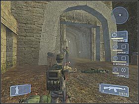 Aby zakończyć tę misję będziesz musiał zgromadzić wszystkich członków drużyny w pomieszczeniu, z którego przed chwilą wybiegli terroryści (screen 1) - Misja 2 - Breakout cz.4 | Conflict Global Storm - Conflict: Global Storm - poradnik do gry