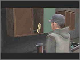 Poszperaj w kuchennych szafkach, znajdziesz kolejne jedzenie (+5 pkt - THE FUGITIVE Mieszkanie Tiffany cz.2 | Fahrenheit - Fahrenheit - poradnik do gry