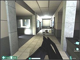 W hallu na kanapie znajdziesz laptop - Obserwatorzy (3) | Interwał 04-B | FEAR - F.E.A.R.: First Encounter Assault Recon - poradnik do gry