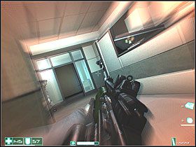 Po lewej będzie leżał Pistolet AT-14 i Granat - Bishop (1) | Interwał 05-A | FEAR - F.E.A.R.: First Encounter Assault Recon - poradnik do gry