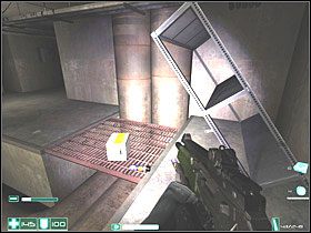 Zeskocz z mostu w lewo, przykucnij i wejdź w wąskie przejście - Ślepa strona (3) | Interwał 05-B | FEAR - F.E.A.R.: First Encounter Assault Recon - poradnik do gry