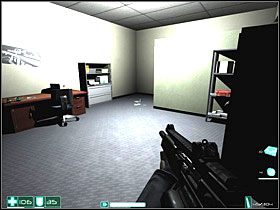 Wychyl się - na pokonanie czeka dalej kilku żołnierzy zwykłych i jeden ciężko opancerzony - Alice Wade (4) | Interwał 07-A | FEAR - F.E.A.R.: First Encounter Assault Recon - poradnik do gry