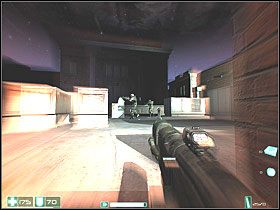 Blisko muru kończącego dach znajdziesz nową broń - Działko powtarzalne MP-50 - Miejska zgnilizna (3) | Interwał 08-A | FEAR - F.E.A.R.: First Encounter Assault Recon - poradnik do gry