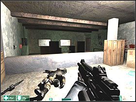 Naprzeciwko ciebie będą metalowe schody - Wejście (2) | Interwał 08-B | FEAR - F.E.A.R.: First Encounter Assault Recon - poradnik do gry