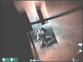 Zabij z zaskoczenia jednego żołnierza - Wejście (4) | Interwał 08-B | FEAR - F.E.A.R.: First Encounter Assault Recon - poradnik do gry