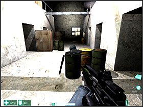 2 - Wejście (4) | Interwał 08-B | FEAR - F.E.A.R.: First Encounter Assault Recon - poradnik do gry