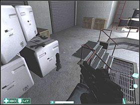 Po ich unieszkodliwieniu wejdź do pokoju po lewej - Wejście (5) | Interwał 08-B | FEAR - F.E.A.R.: First Encounter Assault Recon - poradnik do gry