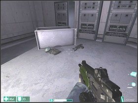 Znów wyjmij miotacz cząstek i rozpraw się z działkiem w taki sam sposób jak poprzednio - Piesek salonowy (1) | Interwał 09-A | FEAR - F.E.A.R.: First Encounter Assault Recon - poradnik do gry