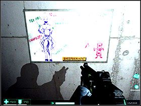 Na górze znajdziesz Wzmacniacz zdrowia i Karabin szturmowy G2A2 - Piesek salonowy (4) | Interwał 09-A | FEAR - F.E.A.R.: First Encounter Assault Recon - poradnik do gry