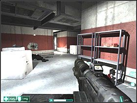 Przejdź przez drzwi, które się właśnie otworzyły - Obejście (4) | Interwał 09-B | FEAR - F.E.A.R.: First Encounter Assault Recon - poradnik do gry