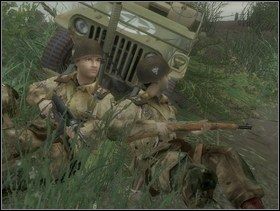 Po krótkiej pogawędce z kompanami dowiesz się jakie jest twoje pierwsze zadanie - masz oznaczyć świecami dymnymi miejsca upadku zasobników zrzuconych przez alianckie samoloty - [Solucja] Rozdział 4 Hells Corners cz.1 - Brothers in Arms: Earned in Blood - poradnik do gry