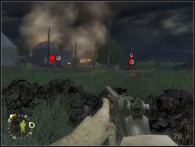 Sam obejdź wroga z lewej strony i likwiduj strzelając z BARa i ewentualnie rzucając granaty. Pewnie pojawi się trzecia sekcja Niemiaszków biegnąca prawą stroną drogi - każ swoim ludziom na chwilę przenieść na nich ogień, sam też do nich strzelaj (postarajcie się ich zlikwidować). Strzelca ckmu raczej nie uda Ci się załatwić (jeszcze). - [Solucja] Rozdział 5 Chateau Colombieres cz.1 - Brothers in Arms: Earned in Blood - poradnik do gry