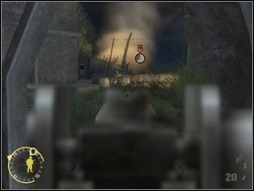 ... zajdź (posuwając się wzdłuż muru przy dworku) Niemców pilnujących wejścia od tyłu (Twoi ludzie powinni cały czas przyciskać ich do ziemi swoim ogniem). Wykończ Fryców rzucając granat (bo jest ich trzech) albo zastrzel (jeśli skończyły Ci się granaty). - [Solucja] Rozdział 5 Chateau Colombieres cz.1 - Brothers in Arms: Earned in Blood - poradnik do gry