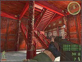 Po oczyszczeniu placu, wejdź do głównego pałacu i przygotuj się na rzeź z kilkunastoma przeciwnikami [1] - Misja 10 | USA | Vietcong 2 - Vietcong 2 - poradnik do gry