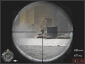 Uważaj również na rzucane w stronę sojuszniczych żołnierzy granaty (screen 1) - Demolition (3) | The Winter War | Misja Call of Duty 2 - Call of Duty 2 - poradnik do gry