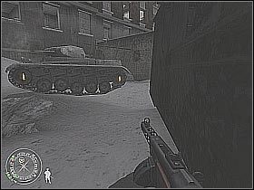 Ponownie udaj się do budynku, w którym odnalazłeś bomby i dołącz do znajdujących się tu sojuszniczych żołnierzy (screen 1) - Downtown Assault (2) | Fortress Stalingrad | Misja Call of Duty 2 - Call of Duty 2 - poradnik do gry